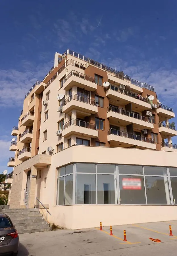 Spacious 3Bd Flat With Large Terrace & Sea View By Flat Mаnager Varna
