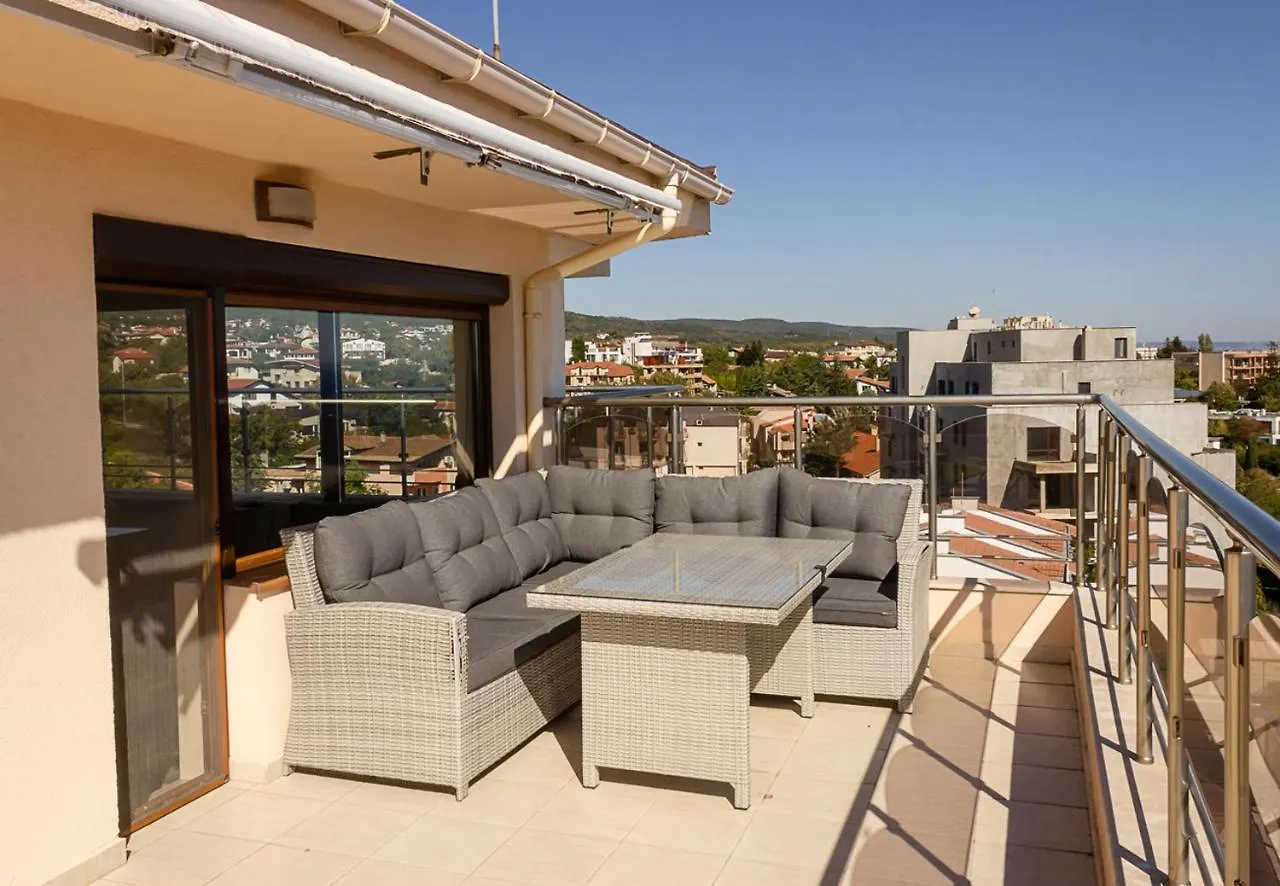 Appartement Spacious 3Bd Flat With Large Terrace & Sea View By Flat Mаnager Varna Bulgarie